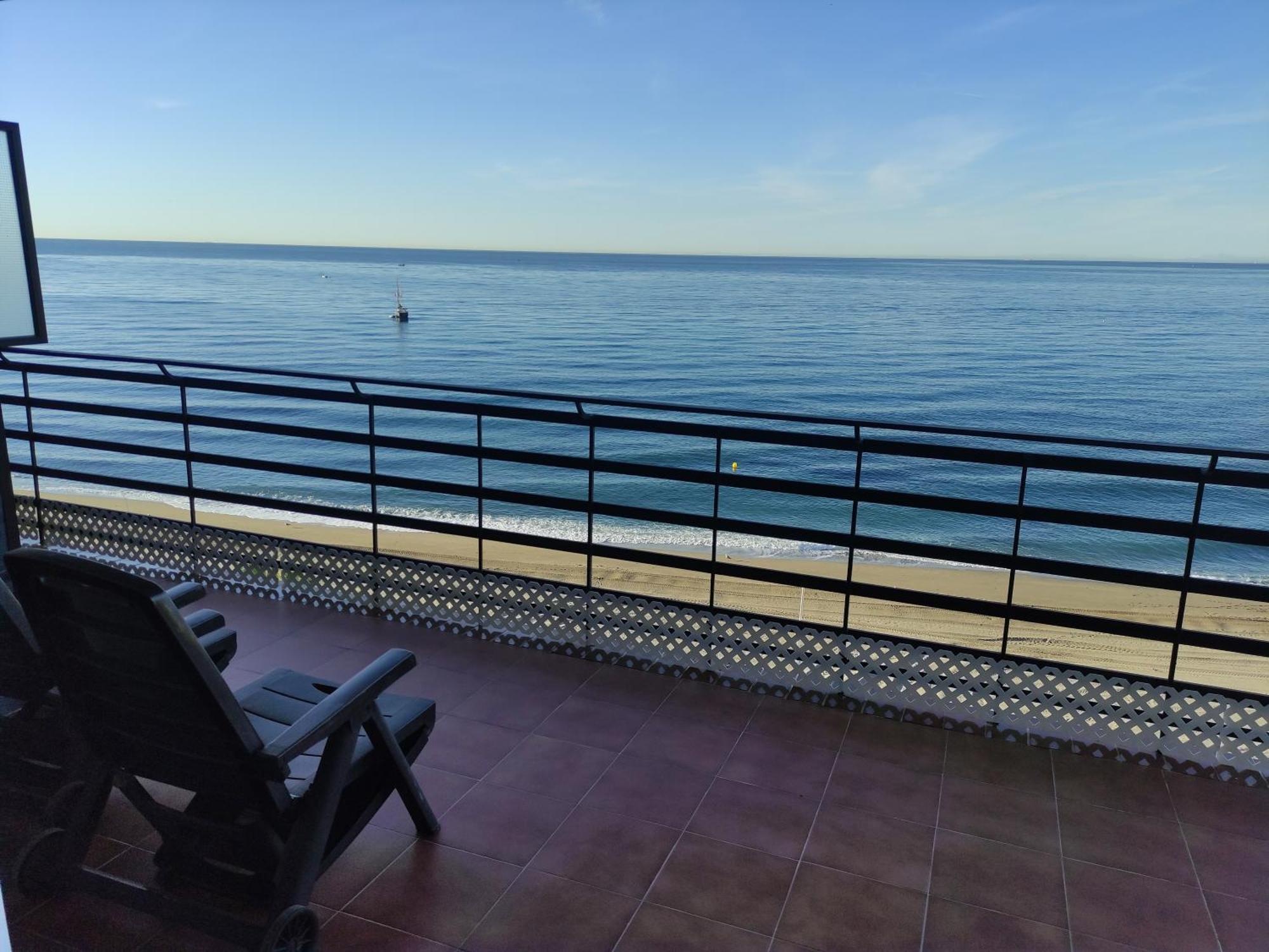 Apartment In Marbella First Line Beach Apto 4-6 Eksteriør billede